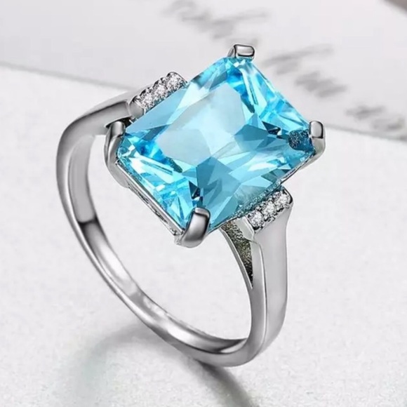6.35CT Blue Aquamarine Ring - 925 Sterling Silver - Picture 6 of 8